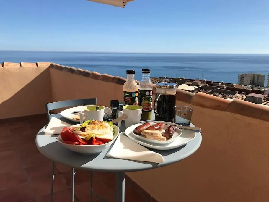 Appartement Carvajal, 2-Bedroom Sea View Penthouse Apt Fuengirola Spanje