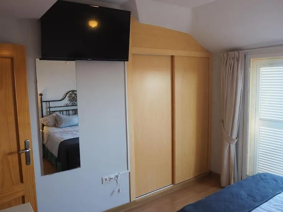 Carvajal, 2-Bedroom Sea View Penthouse Apt Fuengirola