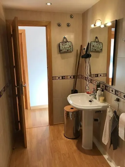 Carvajal, 2-Bedroom Sea View Penthouse Apt Fuengirola