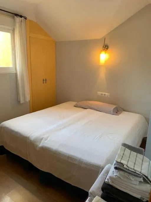 Carvajal, 2-Bedroom Sea View Penthouse Apt Fuengirola Spanje