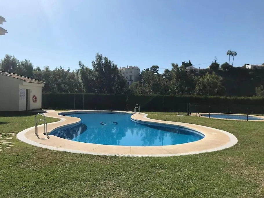 Carvajal, 2-Bedroom Sea View Penthouse Apt Fuengirola